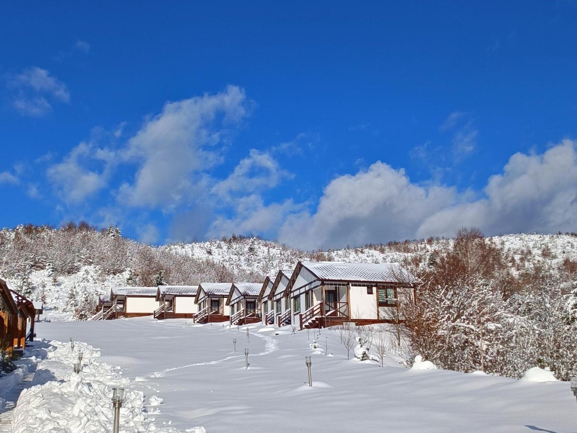 Kolochava Eco Resort Exteriör bild