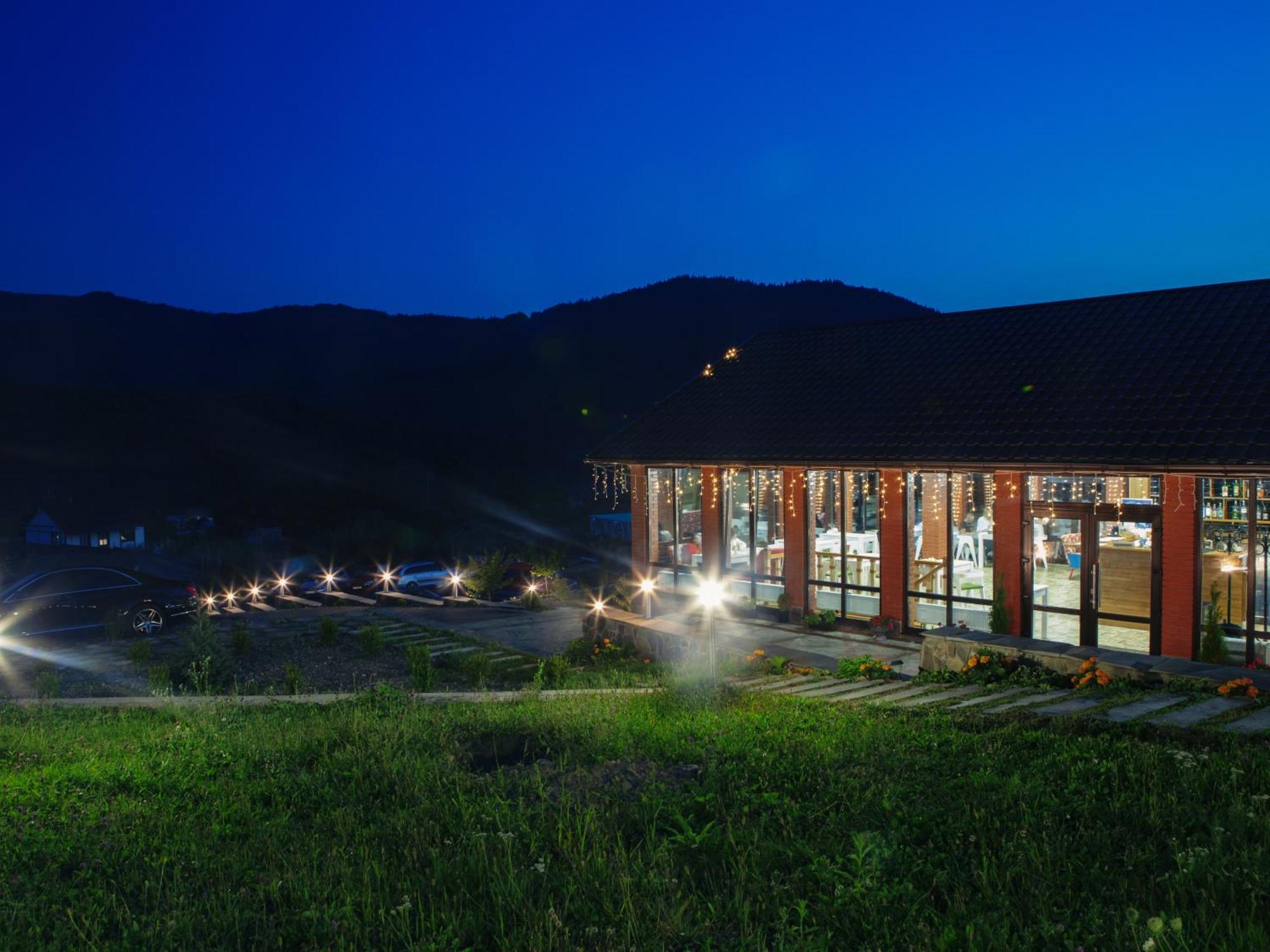 Kolochava Eco Resort Exteriör bild