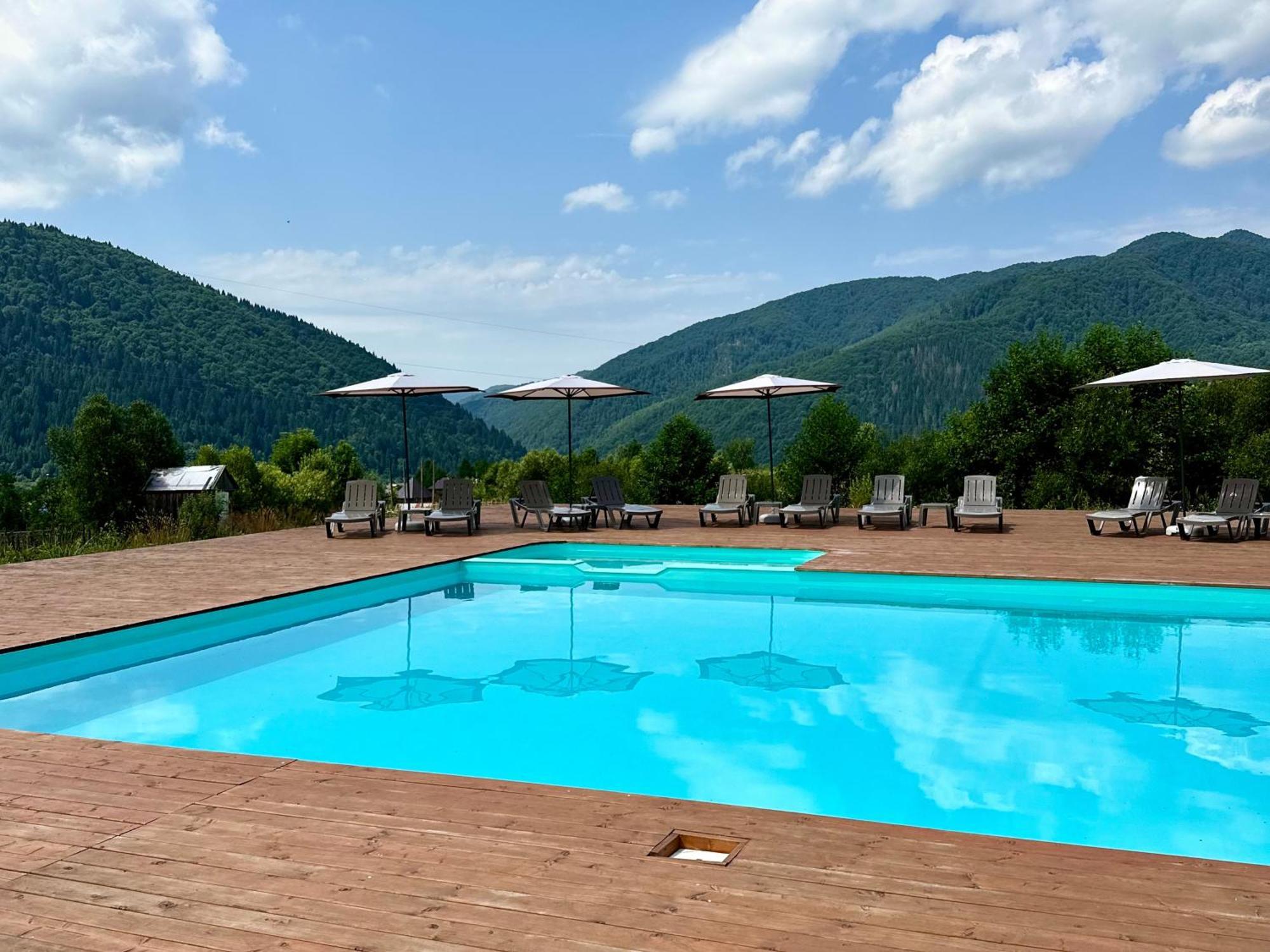 Kolochava Eco Resort Exteriör bild